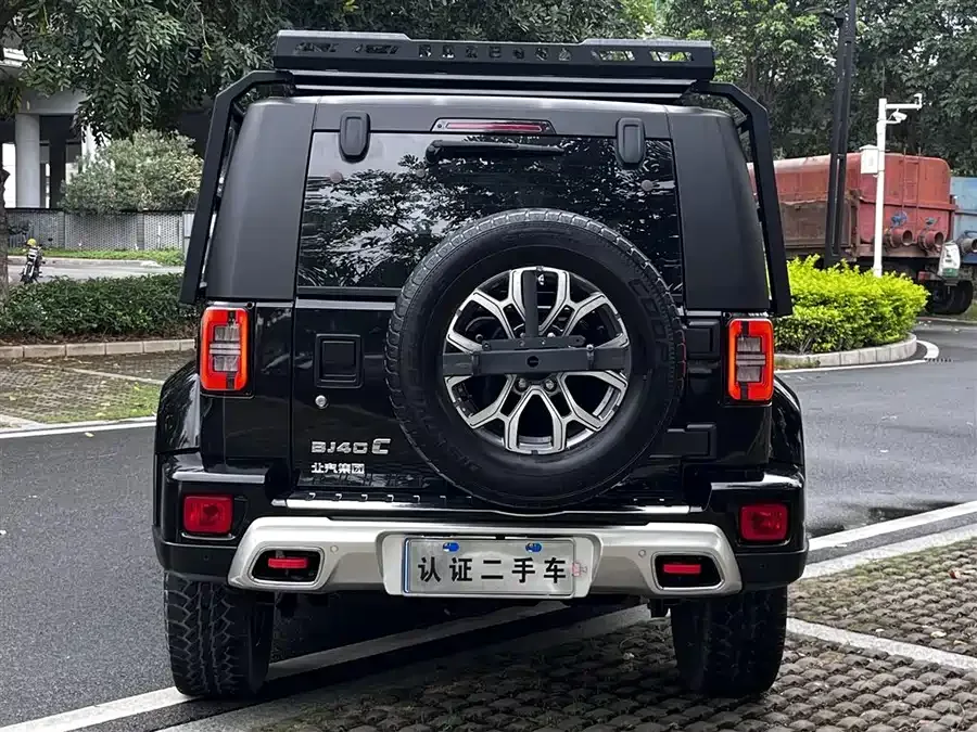 BAIC BJ40 Beijing Off-road BJ40 2023 2.0T Automatic 4WD City Hunter Edition Knight Edition 2023 — миниатюра 3