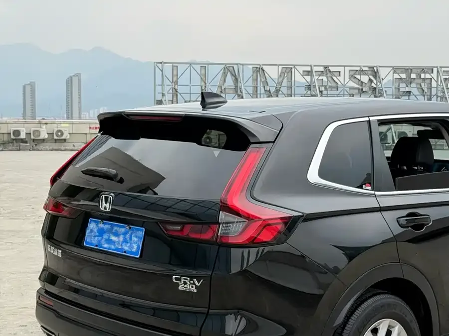 Honda CR-V 2023 240TURBO 2WD Front Edition 5 Seaters 2024 — миниатюра 2