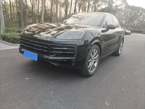 Porsche Cayenne 2024 buy in Moscow