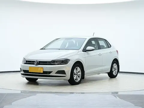 Volkswagen Polo 2023 купить в Москве