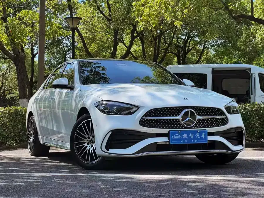 Mercedes-Benz Class C Mercedes-Benz C-Class 2025 C 260 L Sports Edition 2025 — миниатюра 3