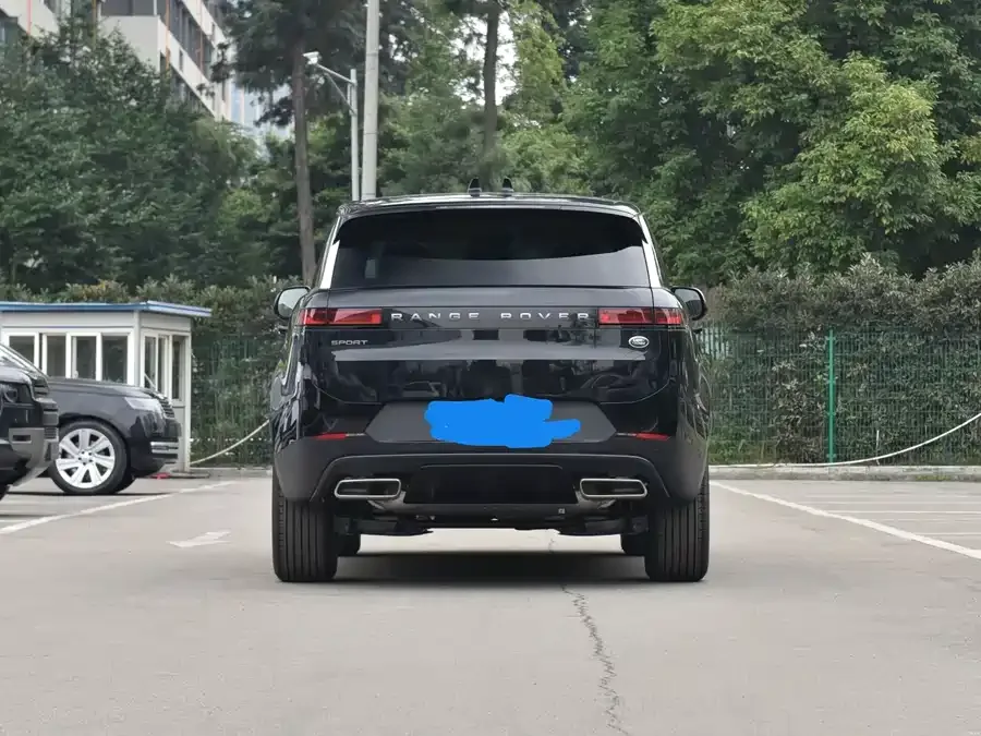 Land Rover Range Rover Sport Range Rover Sport 2024 360PS S 2024 — миниатюра 4