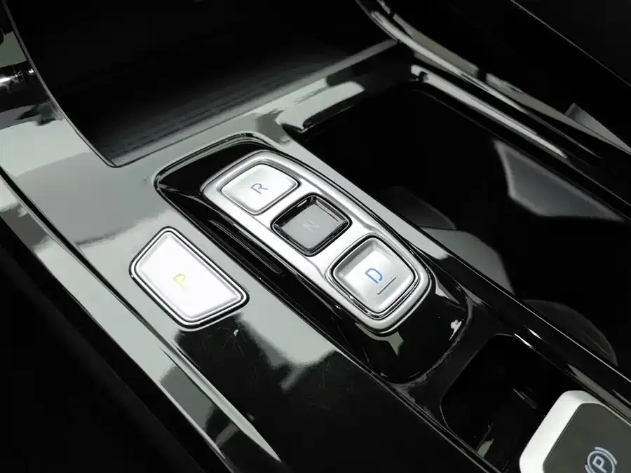 Hyundai Custo Kustu 2024 270TGDi LUX Premium Edition 2025 — миниатюра 4