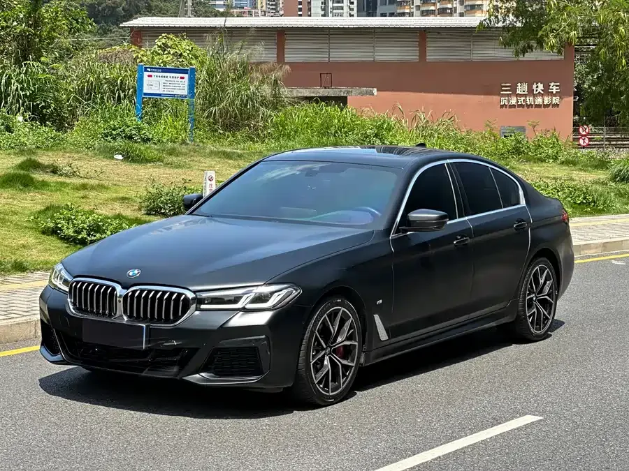 BMW 5 Series 2022