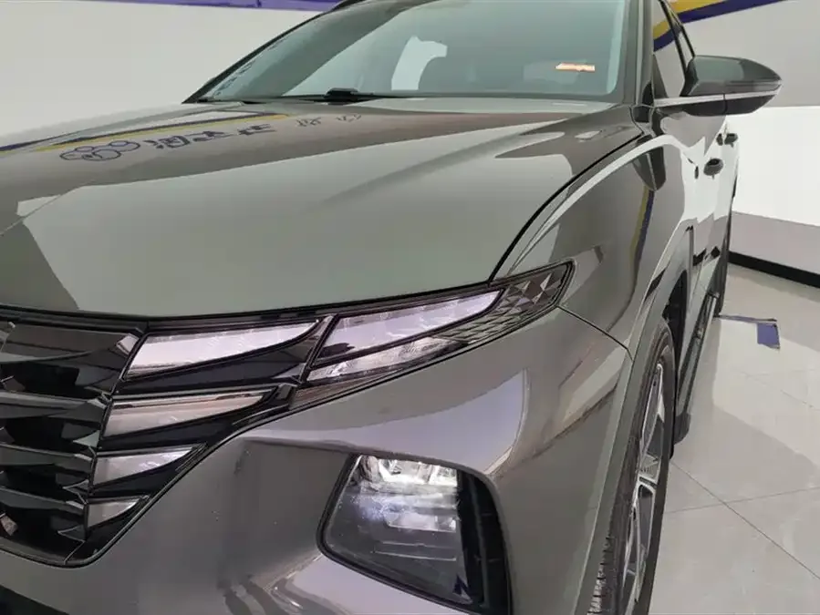 Hyundai tucson l Tucson 2023 Tucson L 1.5T Automatic 2WD LUX Premium Edition 2023 — миниатюра 2