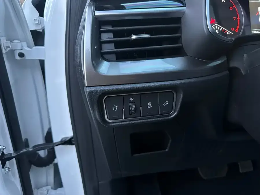 Haval H6 Haval H6 2023 National Fashion Edition 1.5T Automatic Urban Edition 2023 — миниатюра 2