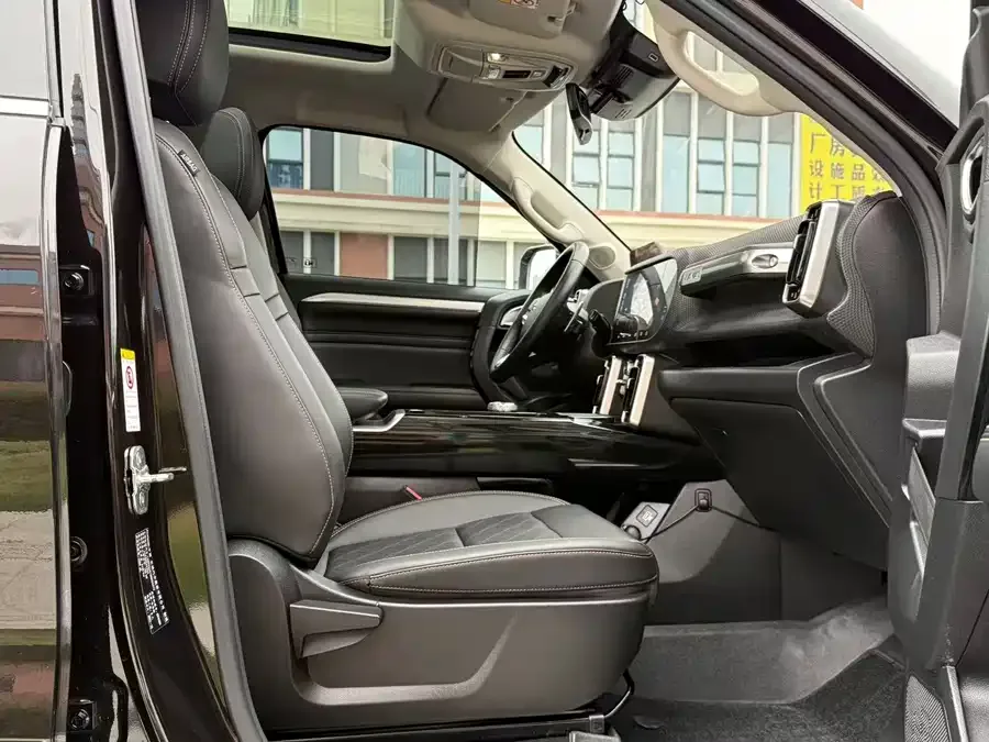 Haval Big dog Haval Big Dog 2022 2.0T DCT 4WD Chinese Pastoral Dog Edition 2022 — миниатюра 5