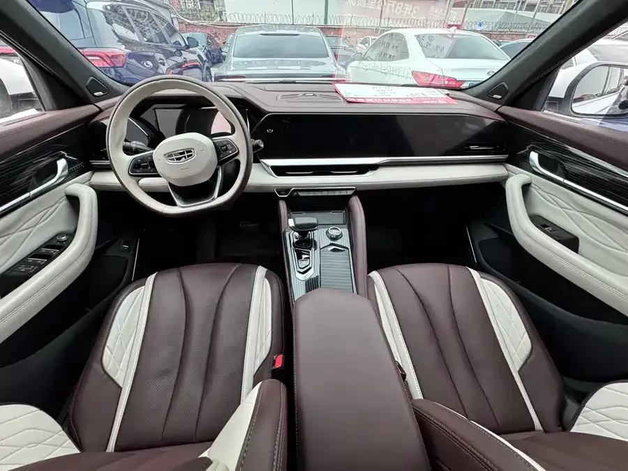 Geely Monjaro Xingyue L 2021 2.0TD DCT EVO 2WD Premium Edition 2023 — миниатюра 3