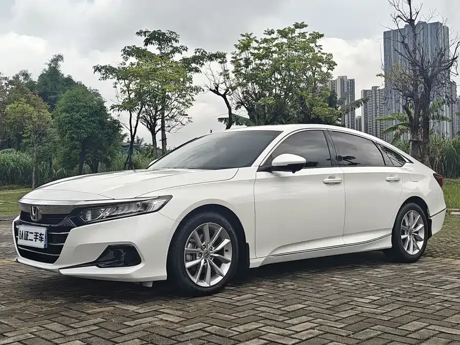 Honda Accord Accord 2022 260TURBO Deluxe Edition 2022 — фото 1, купить с доставкой в Москву