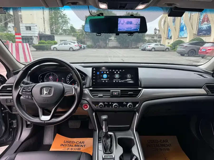 Honda Accord Accord 2022 260TURBO Deluxe Edition 2022 — миниатюра 3