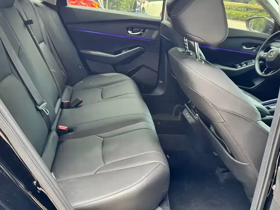 Honda Accord Accord 2025 Sports Series 260TURBO Luxury Edition 2025 — миниатюра 3