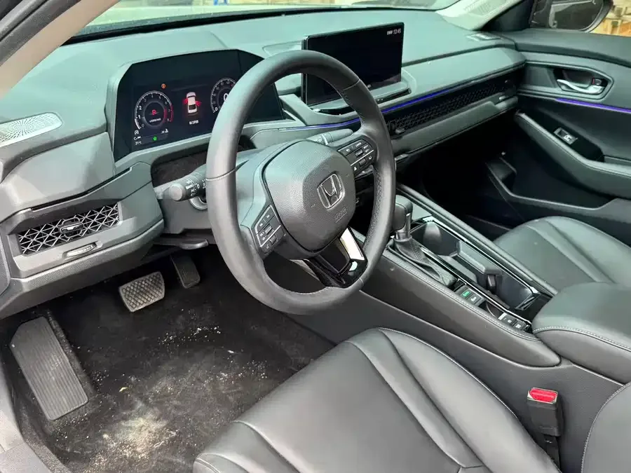 Honda Accord Accord 2025 Sports Series 260TURBO Luxury Edition 2025 — миниатюра 4