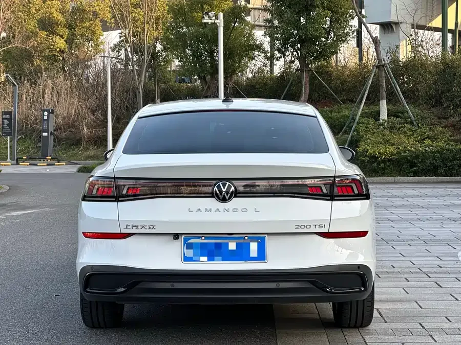 Volkswagen Lamando Lingdu 2024 Lingdu L 200TSI DSG Hot Edition 2024 — миниатюра 2