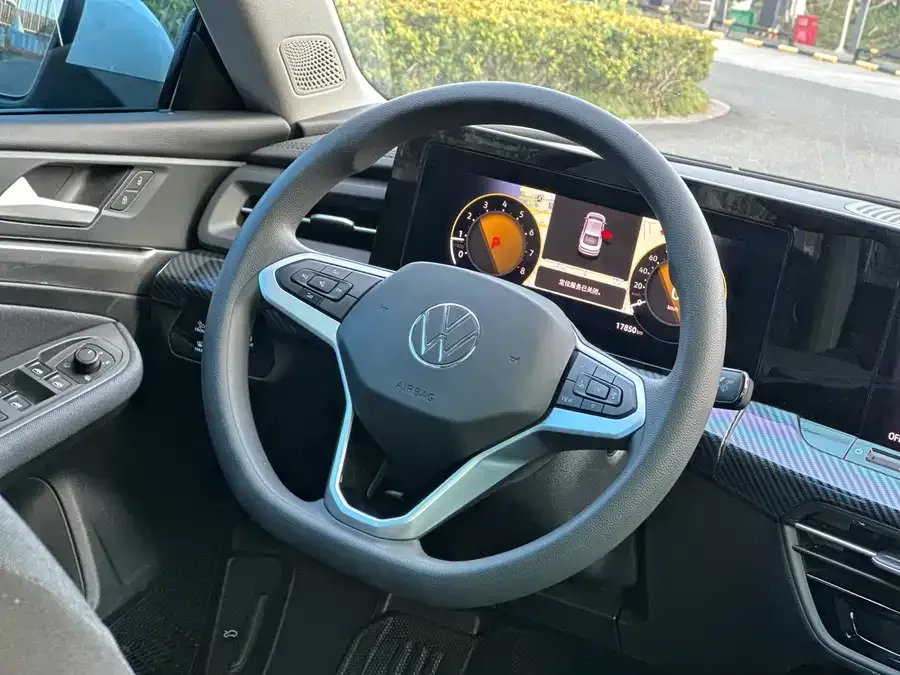 Volkswagen Lamando Lingdu 2024 Lingdu L 200TSI DSG Hot Edition 2024 — миниатюра 4