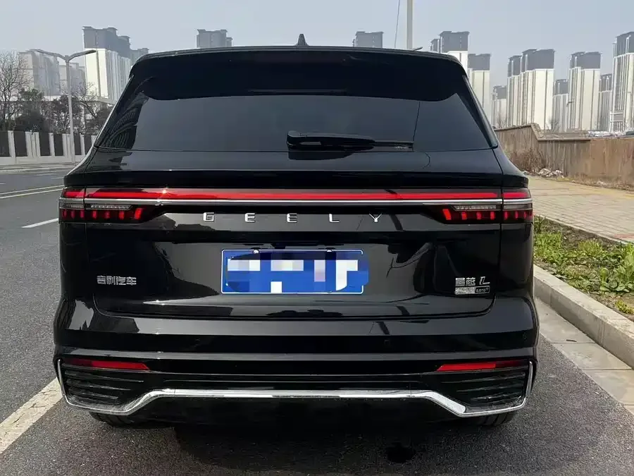 Geely Monjaro Geely Xingyue L 2026 Oriental Yao 2.0TD Automatic Sky Edition 2026 — миниатюра 3