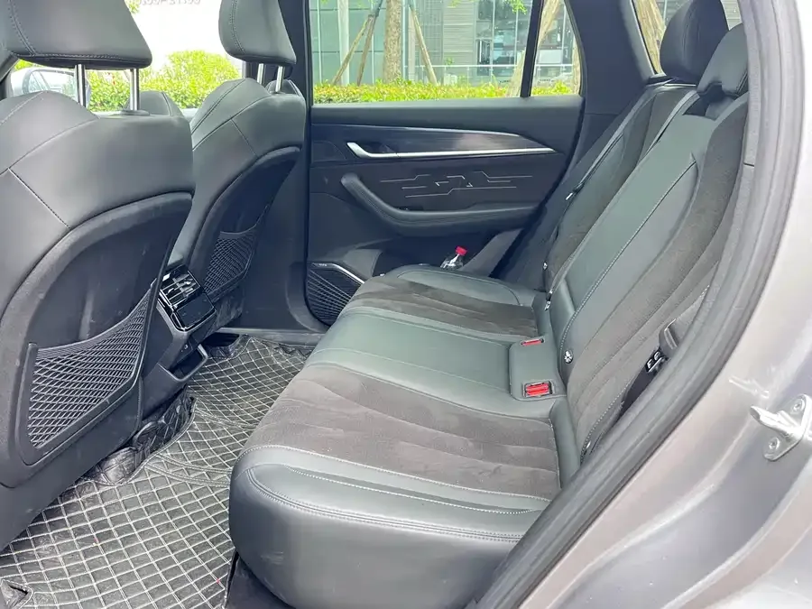 Geely Monjaro Xingyue L 2024 2.0TD High Power Automatic 2WD Skyline Edition 2024 — миниатюра 3