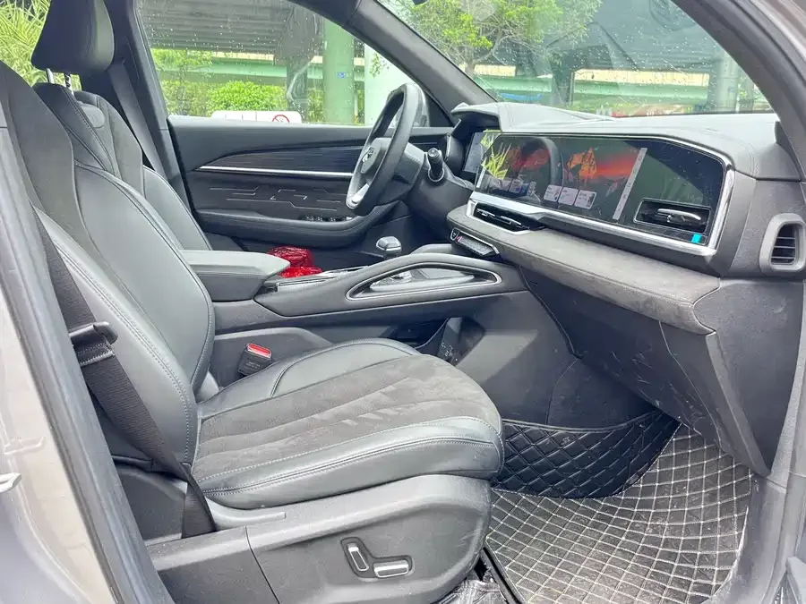 Geely Monjaro Xingyue L 2024 2.0TD High Power Automatic 2WD Skyline Edition 2024 — миниатюра 4
