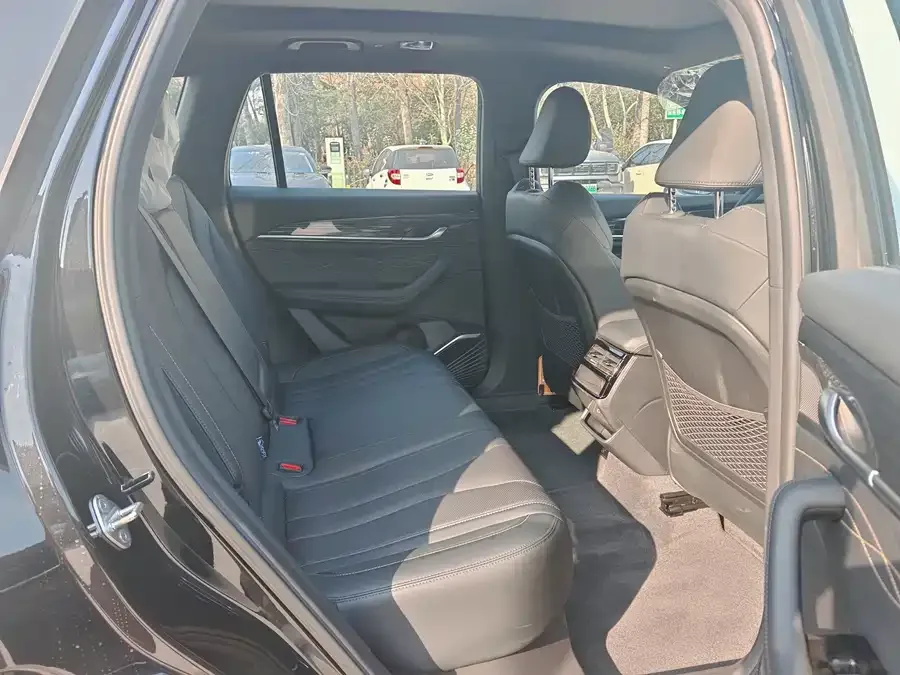 Geely Monjaro Xingyue L 2024 2.0TD DCT EVO 2WD Changfeng Edition 2026 — миниатюра 3