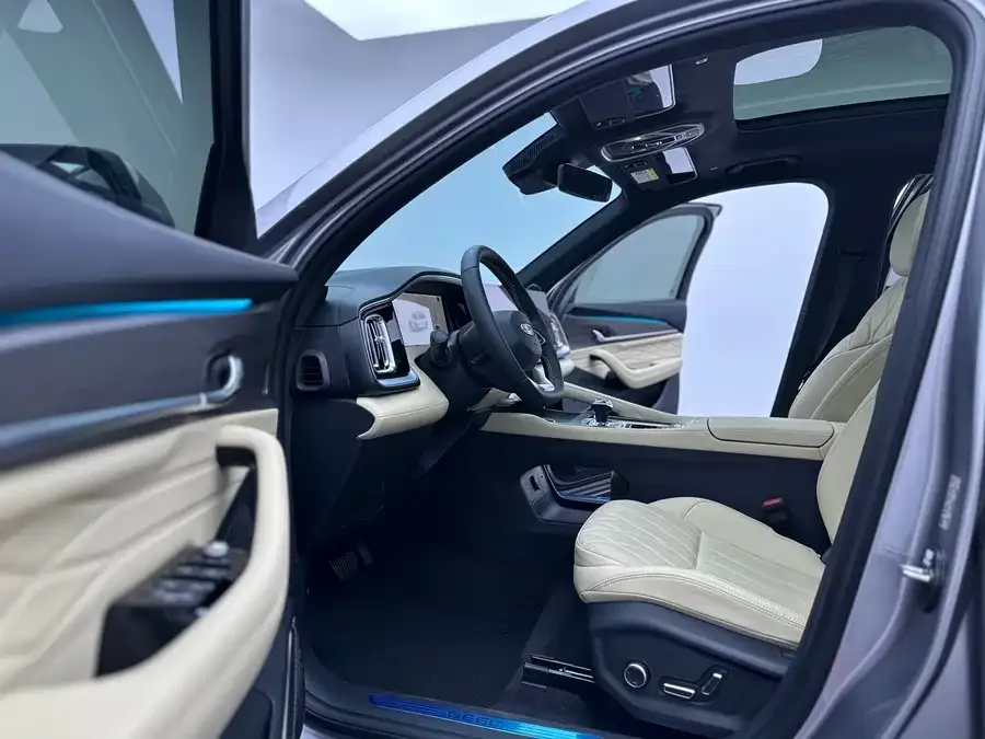 Geely Monjaro Geely Xingyue L 2026 Oriental Yao 2.0TD Automatic Star Edition 2025 — миниатюра 4