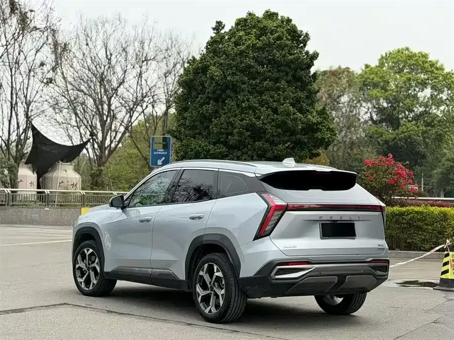 Geely Atlas L Boyue L 2023 2.0TD DCT Premium Edition 2023 — миниатюра 4