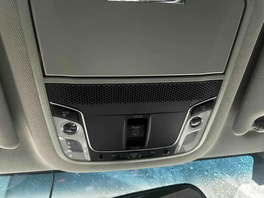 Honda Accord Accord 2022 260TURBO Deluxe Edition 2022 — миниатюра 2