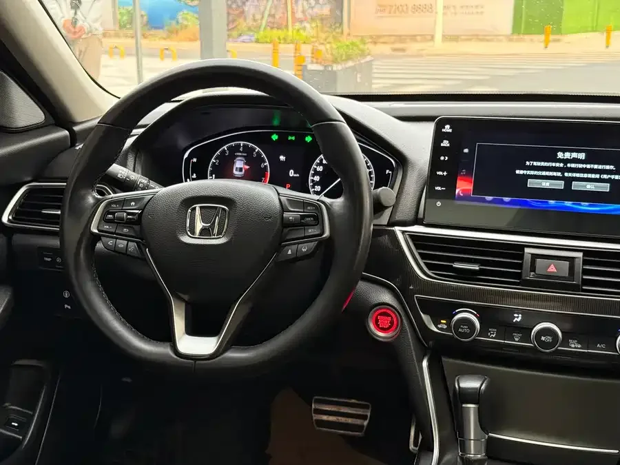 Honda Accord 2022 Accord 260TURBO Fantasy Night Premium Edition 2023 — миниатюра 4
