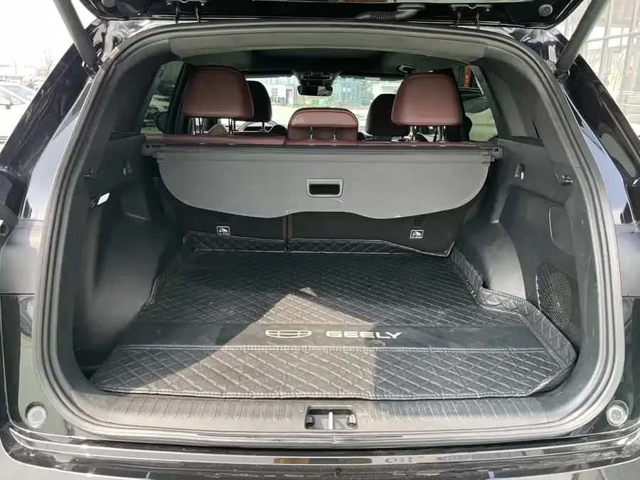 Geely Monjaro Xingyue L 2021 2.0TD DCT EVO 2WD Smart Edition 2023 — миниатюра 4