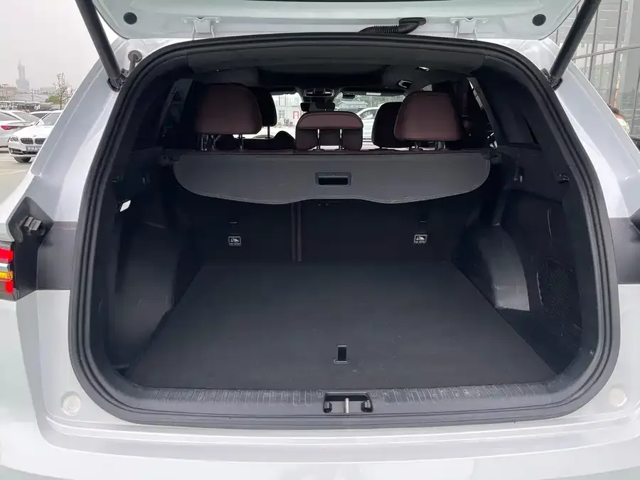 Geely Monjaro Xingyue L 2021 2.0TD High-power Automatic 4WD Flagship Model 2023 — миниатюра 4