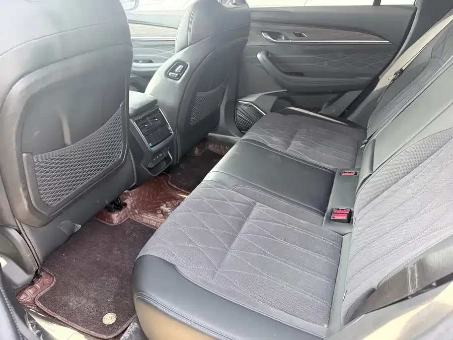 Geely Monjaro Xingyue L 2025 Dongfangyao 2.0TD Automatic Star-gazing Edition 2025 — миниатюра 2