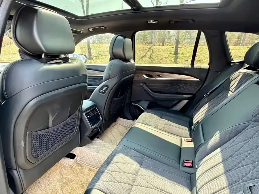 Geely Monjaro Xingyue L 2025 Dongfangyao 2.0TD Automatic Star-gazing Edition 2025 — миниатюра 2