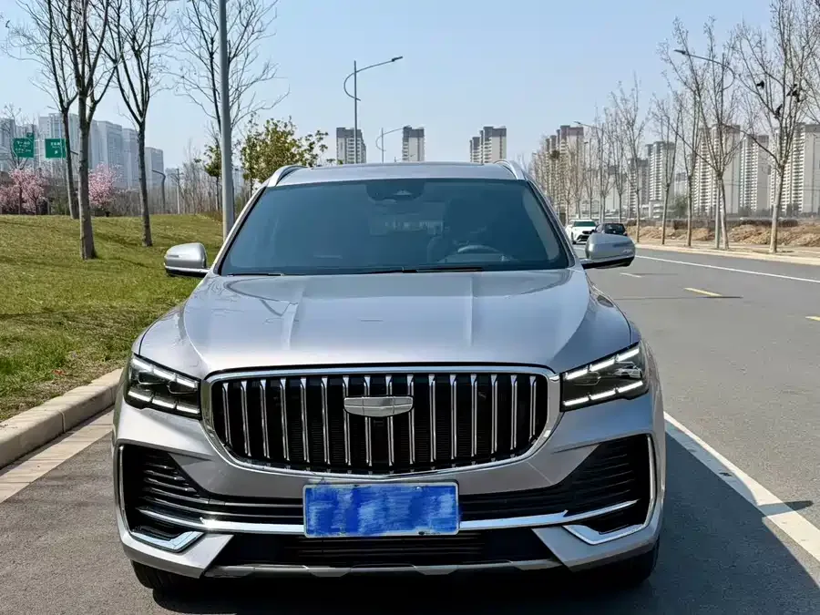 Geely Monjaro Xingyue L 2025 Dongfangyao 2.0TD Automatic Star-gazing Edition 2025 — миниатюра 3