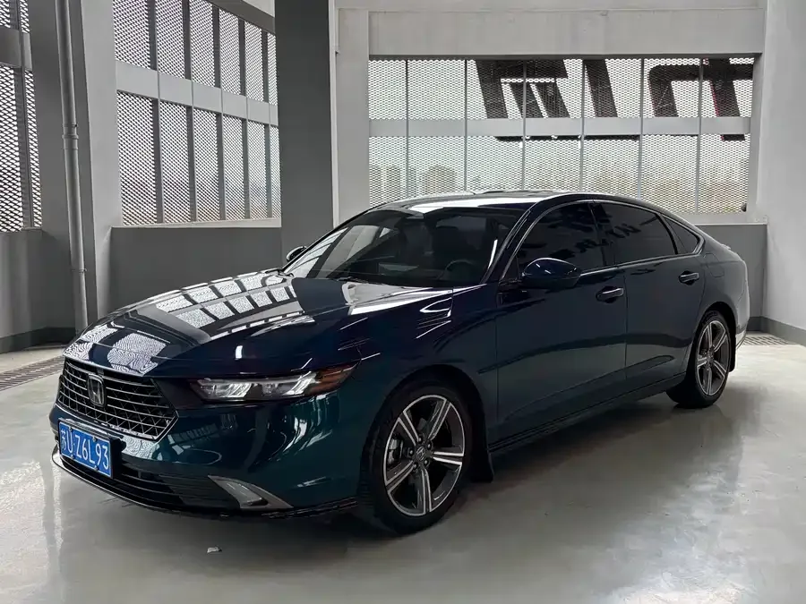 Honda Accord Accord 2023 260TURBO Excellence Edition 2024 — фото 1, купить с доставкой в Москву