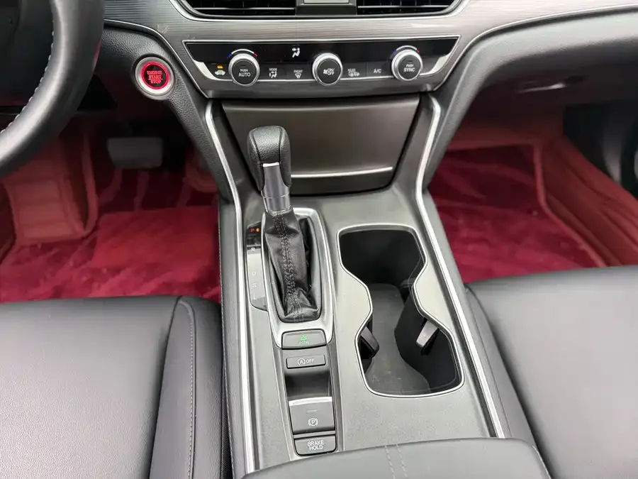 Honda Accord Accord 2022 260TURBO Deluxe Edition 2022 — миниатюра 4