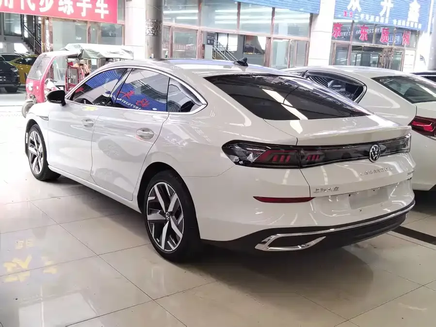 Volkswagen Lamando Lingdu 2023 Lingdu L 280TSI DSG Hot Edition 2023 — миниатюра 5