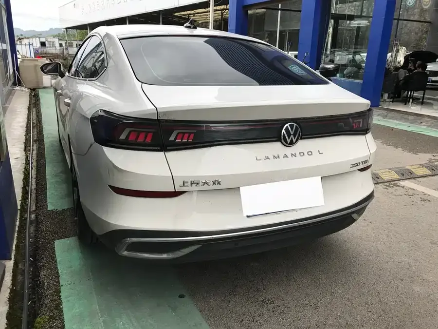 Volkswagen Lamando 2022 Lingdu Lingdu L 280TSI DSG Cool Edition 2023 — миниатюра 4