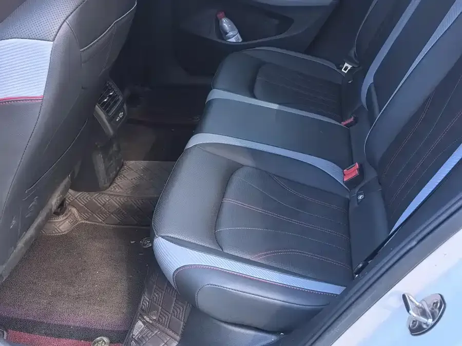 Volkswagen Lamando 2022 Lingdu Lingdu L 280TSI DSG Cool Edition 2022 — миниатюра 2