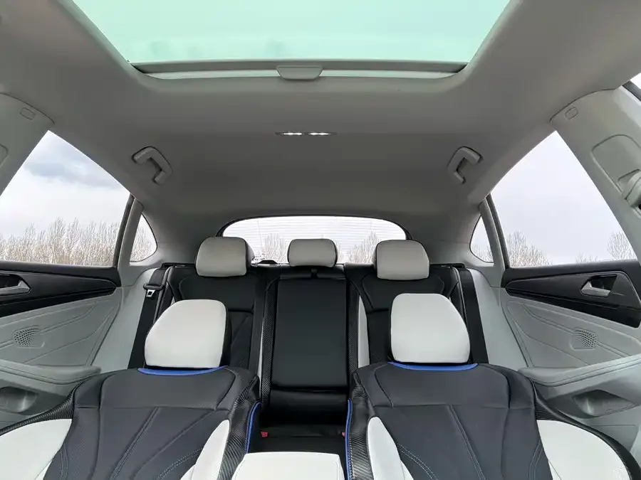 Volkswagen Lamando Lingdu 2023 Lingdu L 280TSI DSG Super Hot Flagship Edition 2022 — миниатюра 4