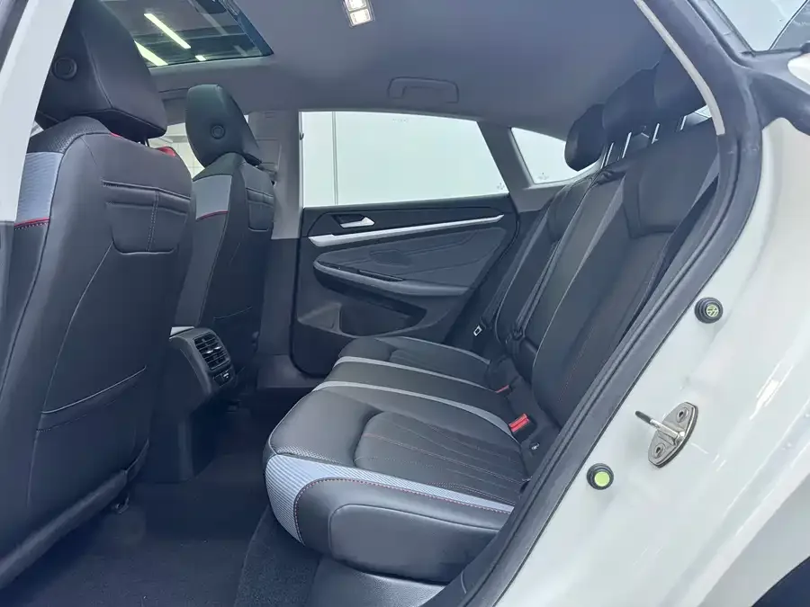 Volkswagen Lamando 2023 Lingdu Lingdu L 280TSI DSG Hot Edition 2023 — миниатюра 5