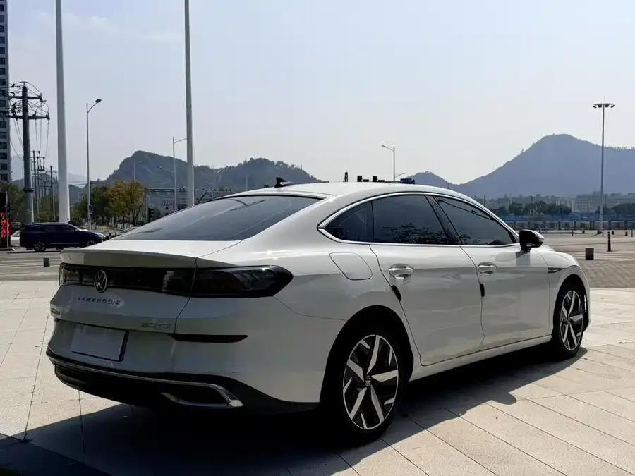 Volkswagen Lamando 2023 Lingdu Lingdu L 280TSI DSG Cool Edition 2023 — миниатюра 3