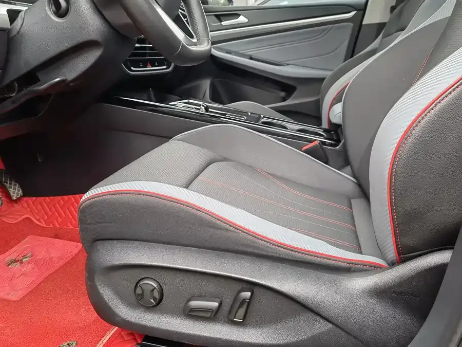 Volkswagen Lamando 2023 Lingdu Lingdu L 280TSI DSG Hot Edition 2023 — миниатюра 5