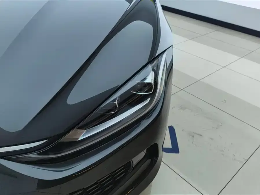 Volkswagen Lamando 2022 Lingdu Lingdu L 280TSI DSG Hot Edition 2023 — миниатюра 5