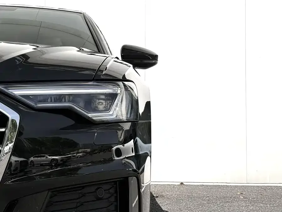Audi A6L 2021 40 TFSI luxury and dynamic model 2022 — миниатюра 5
