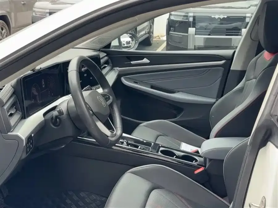 Volkswagen Lamando 2023 Lingdu Lingdu L 280TSI DSG Hot Edition 2023 — миниатюра 4