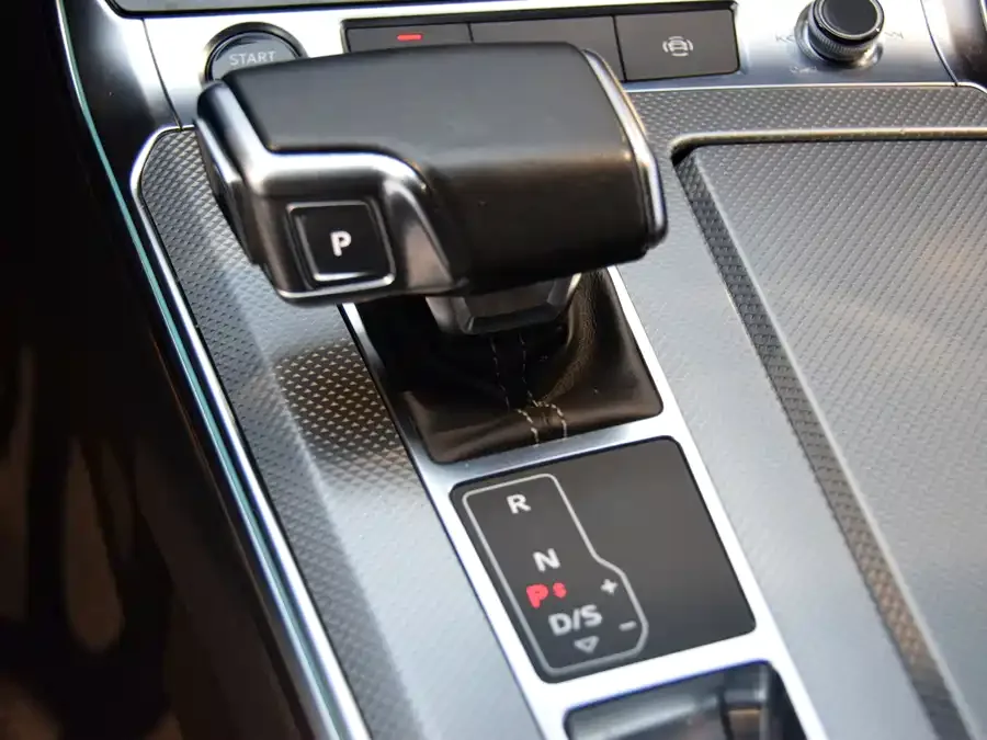 Audi A6L 2022 45 TFSI Premium Dynamic Model 2022 — миниатюра 5