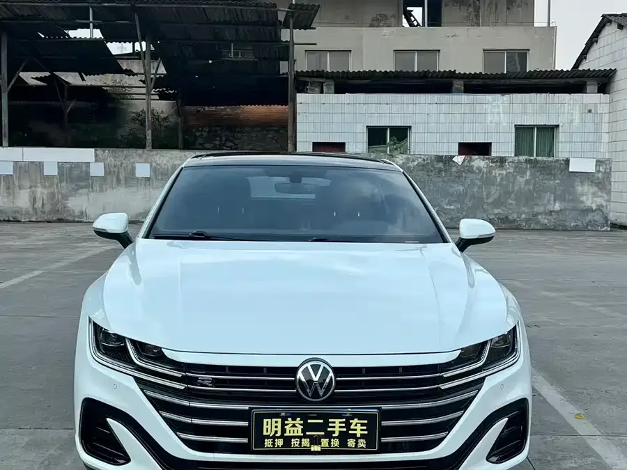 Volkswagen FAW- CC FAW-Volkswagen CC 2021 330TSI Dazzling Edition 2022 — фото 1, купить с доставкой в Москву