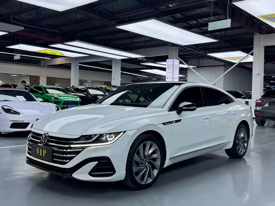 Volkswagen FAW- CC FAW-Volkswagen CC 2023 380TSI Eye-catching Edition 2023 — фото 1, купить с доставкой в Москву