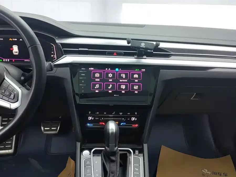 Volkswagen FAW- CC FAW-Volkswagen CC 2024 Shooting Brake 380TSI Hunting Heart Edition 2024 — миниатюра 4
