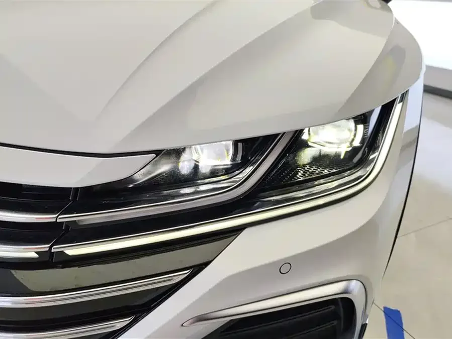 Volkswagen FAW- CC FAW-Volkswagen CC 2024 Shooting Brake 380TSI Hunting Heart Edition 2024 — миниатюра 2
