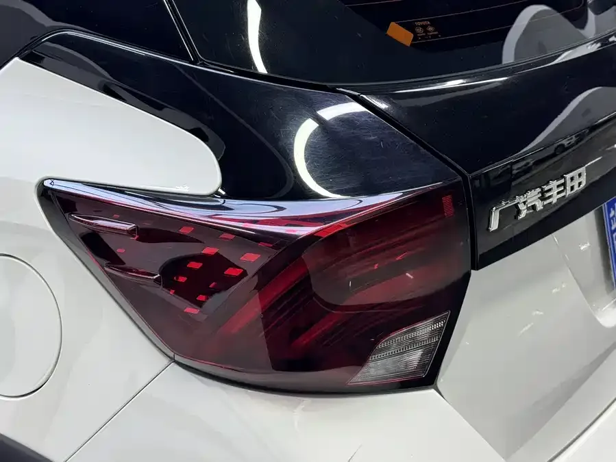 Toyota Yaris L YARiS L 2022 YARiS X 1.5L CVT Leading PLUS Edition 2022 — миниатюра 3