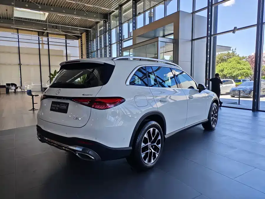 Mercedes-Benz GLC-Class Mercedes-Benz GLC 2023 GLC 260 L 4MATIC dynamic 5-seater 2023 — миниатюра 2